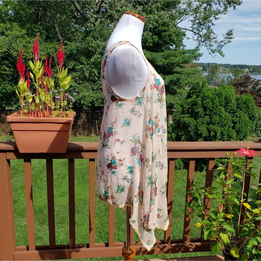 Tank Floral Pink Blush Sleeveless Sharkbite Cami Sz S STEVE MADDEN - Picture 5 of 10